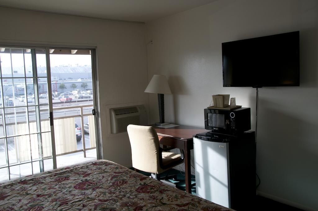 Lax Suites El Segundo Phòng bức ảnh
