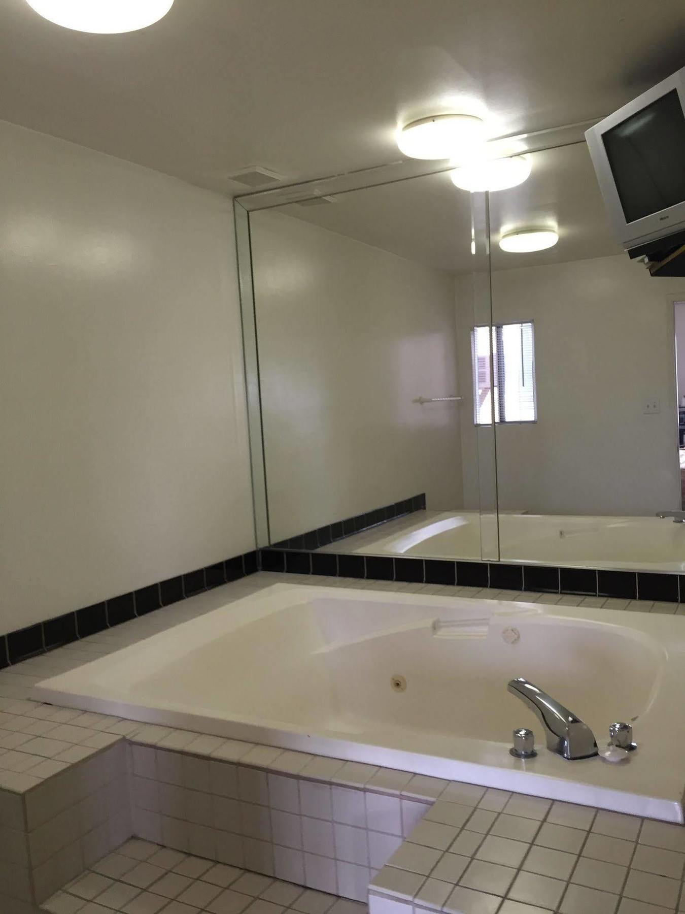 Lax Suites El Segundo Ngoại thất bức ảnh